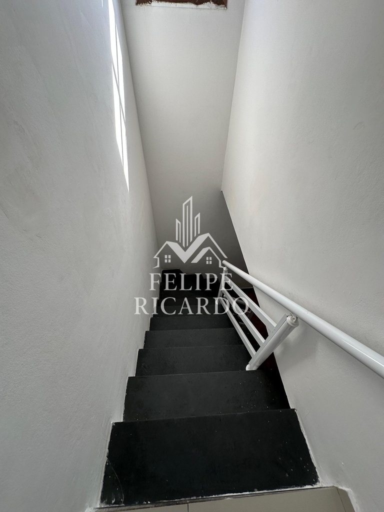 residential-/-home-3-quartos-130m2-jardim-cristiane-santo-andre-sp