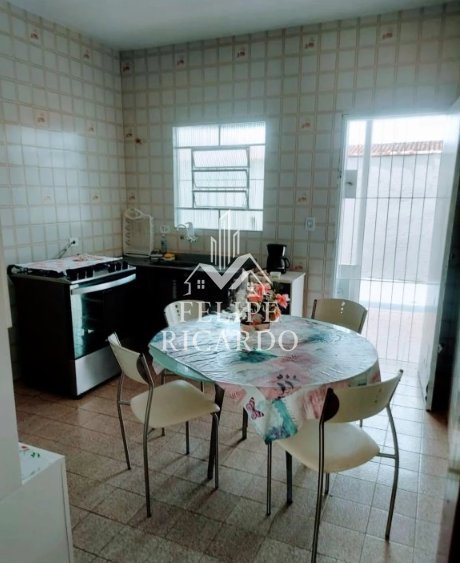 residential-/-home-2-quartos-200m2-centro-cananeia-sp
