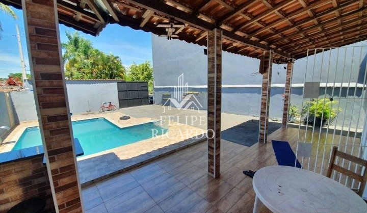 residential-/-home-2-quartos-200m2-centro-cananeia-sp